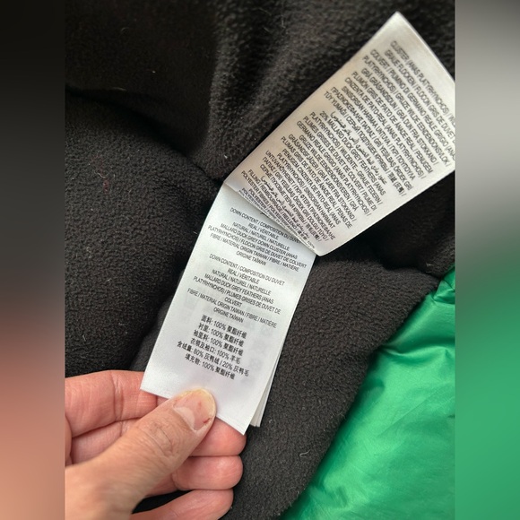 Burberry Kids Green Detachable Hood Down-filled Puffer Coat Size 6 - Picture 8 of 14